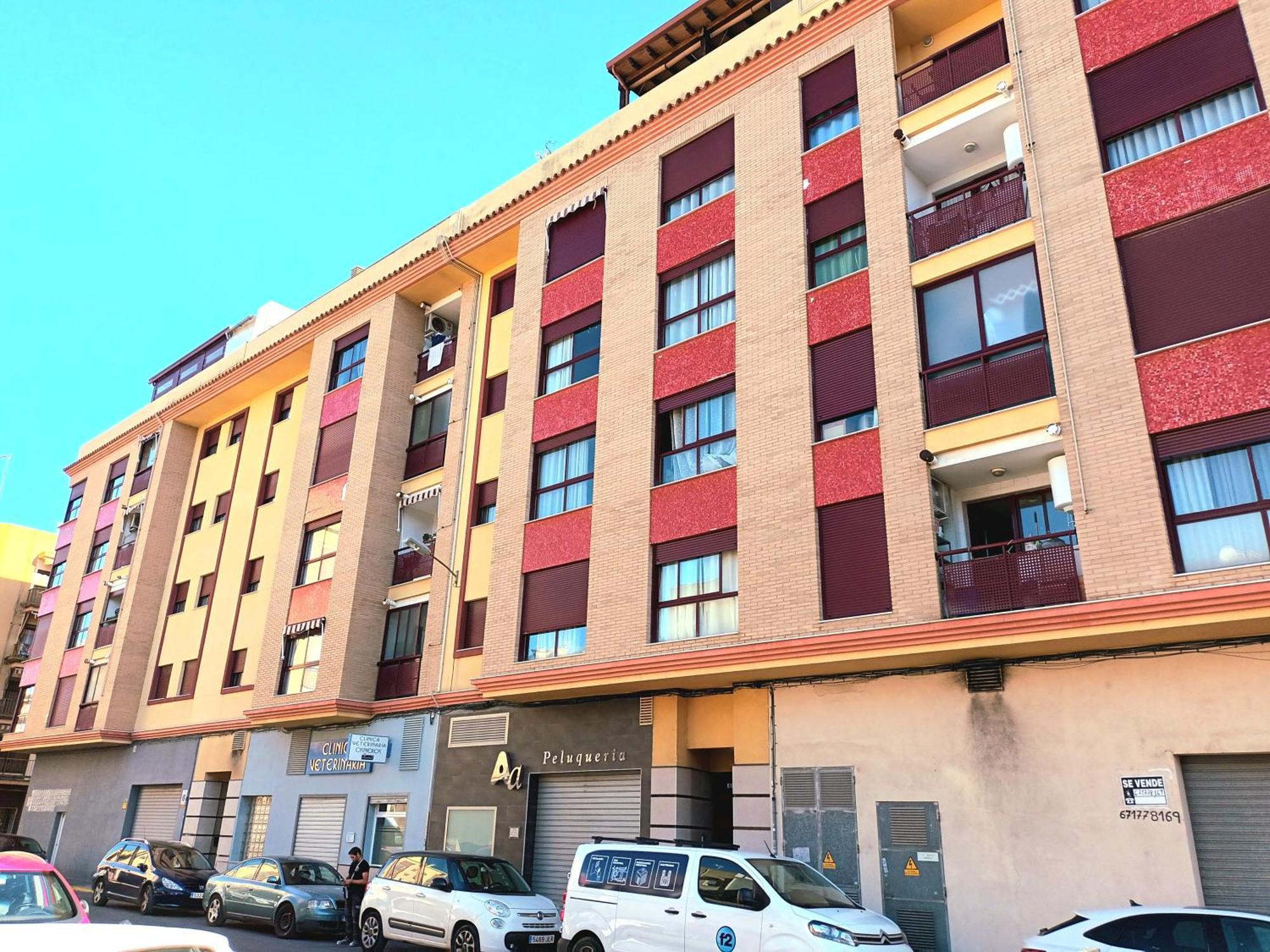 Piso Amplio De 3 Habitaciones, 2 Banos, Ascensor Y Parking Burriana Exterior foto